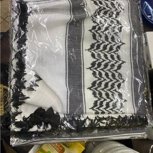 Palestinian Kuffivehs available with tassel